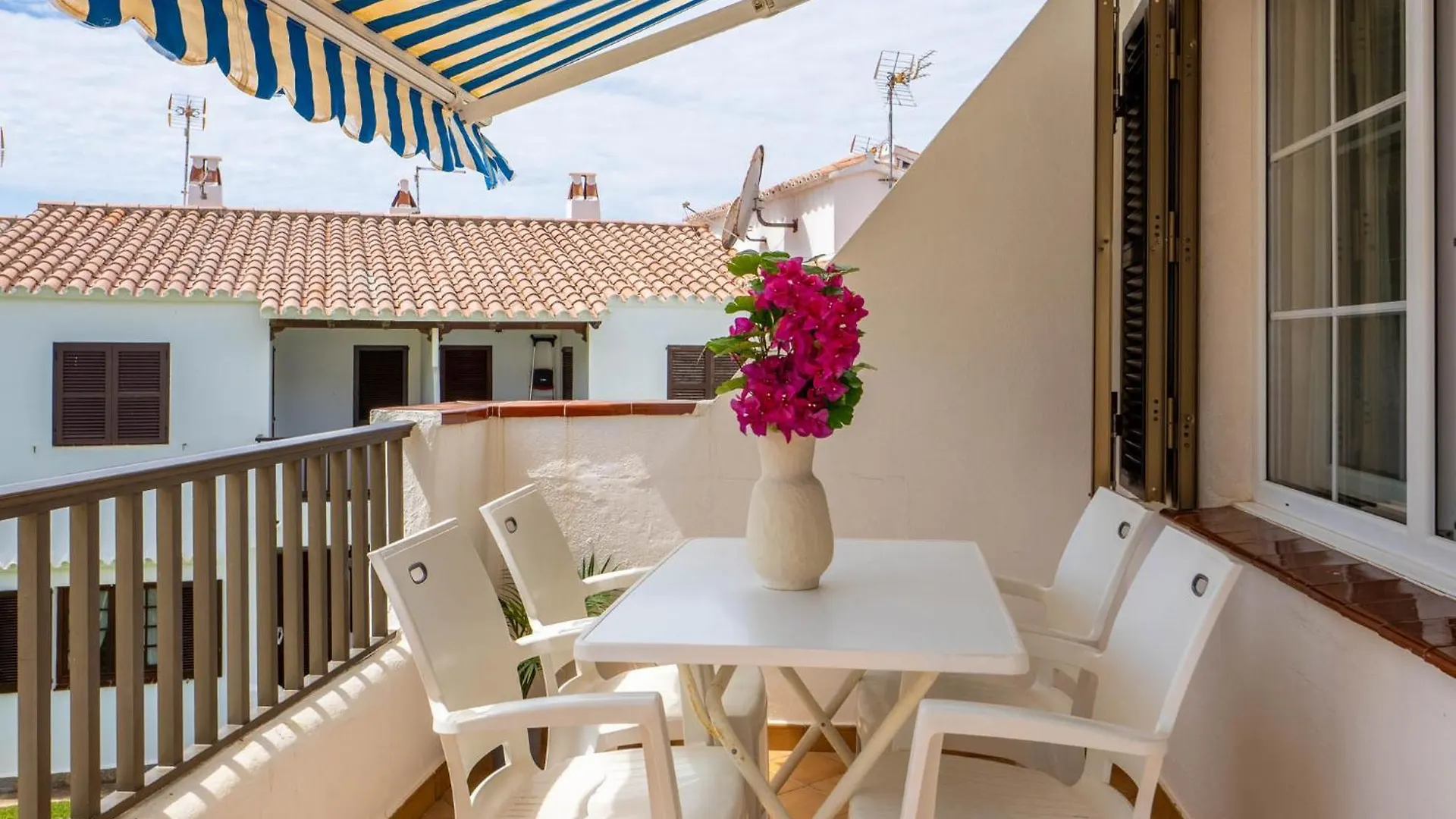Precioso Apartamento Reformado Con Vistas A Playa Son Bou